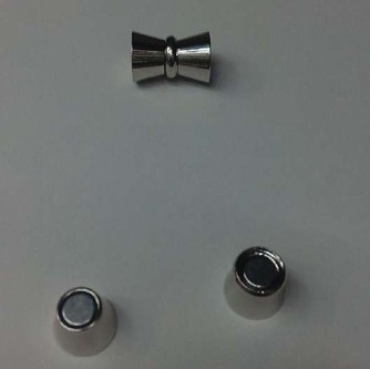 電子喇叭磁鐵的居里溫度是多少？
